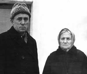 Михаил Косенков с сестрой Марией. Коканд-1981